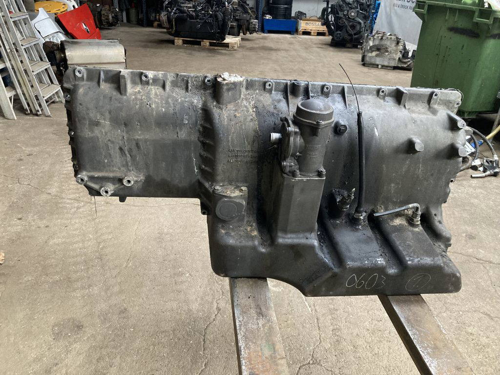Mercedes-Benz Ölwanne Mercedes Motor OM 457 HLA A4570101113 OM457 Euro 5 EEV 15 - Oil pan for Bus: picture 1 Mercedes-Benz Ölwanne Mercedes Motor OM 457 HLA A4570101113 OM457 Euro 5 EEV 15 - Oil pan for Bus: picture 1