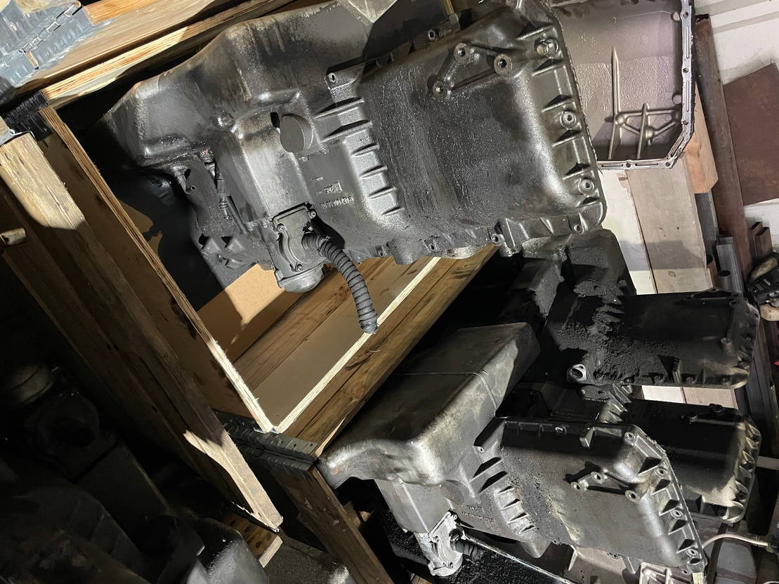 Mercedes-Benz Ölwanne Mercedes Motor OM 457 HLA A4570101113 OM457 Euro 5 EEV 15 - Oil pan for Bus: picture 5 Mercedes-Benz Ölwanne Mercedes Motor OM 457 HLA A4570101113 OM457 Euro 5 EEV 15 - Oil pan for Bus: picture 5