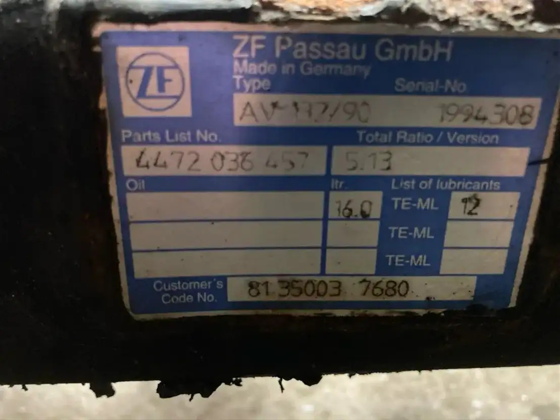 ZF Hinterachse Axis ZF AV132/90 5,13 4472036457 MAN Lions City A21 - Rear axle for Bus: picture 2 ZF Hinterachse Axis ZF AV132/90 5,13 4472036457 MAN Lions City A21 - Rear axle for Bus: picture 2