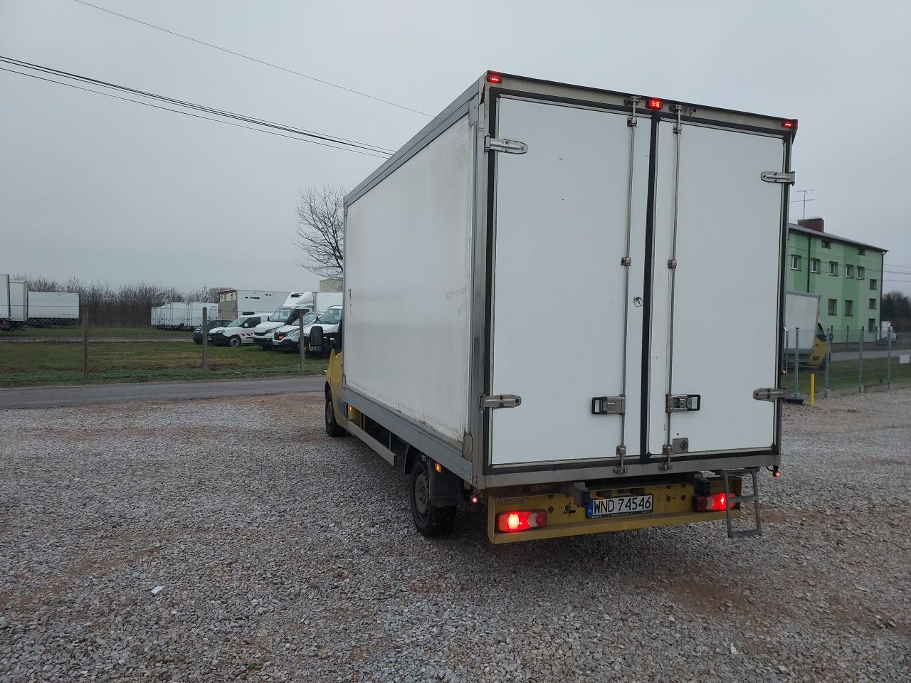 RENAULT MASTER - Closed box van: picture 2 RENAULT MASTER - Closed box van: picture 2