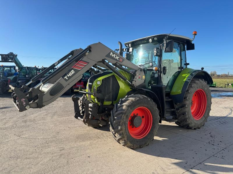 CLAAS ARION 520 - Farm tractor: picture 1 CLAAS ARION 520 - Farm tractor: picture 1