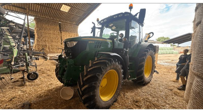 JOHN DEERE 6130R - Farm tractor: picture 4 JOHN DEERE 6130R - Farm tractor: picture 4