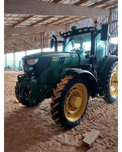 JOHN DEERE 6155R - Farm tractor: picture 1 JOHN DEERE 6155R - Farm tractor: picture 1