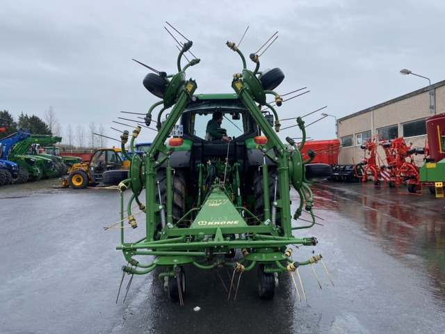 KRONE KW6.72 - Tedder/ Rake: picture 4 KRONE KW6.72 - Tedder/ Rake: picture 4