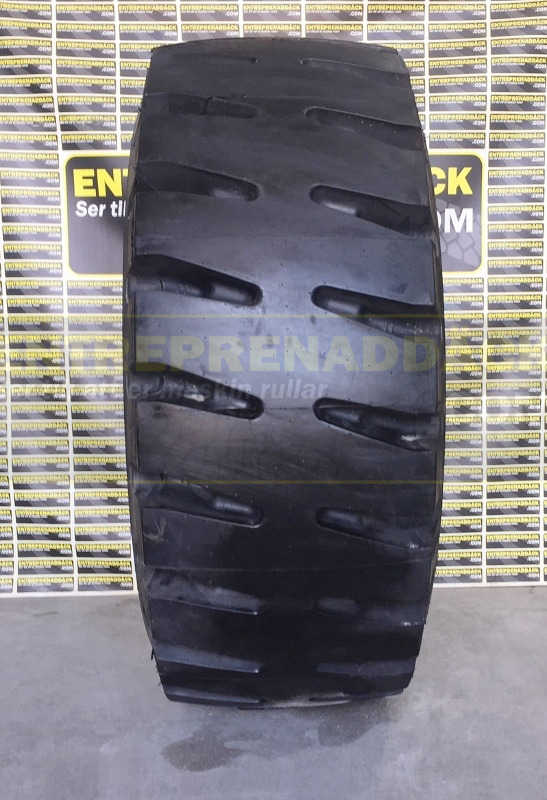 Complete wheel Triangle 26,5R25 TL559S L5 – The Tire for Extreme Challenges - Wheel and tire package for Wheel loader: picture 3 Complete wheel Triangle 26,5R25 TL559S L5 – The Tire for Extreme Challenges - Wheel and tire package for Wheel loader: picture 3