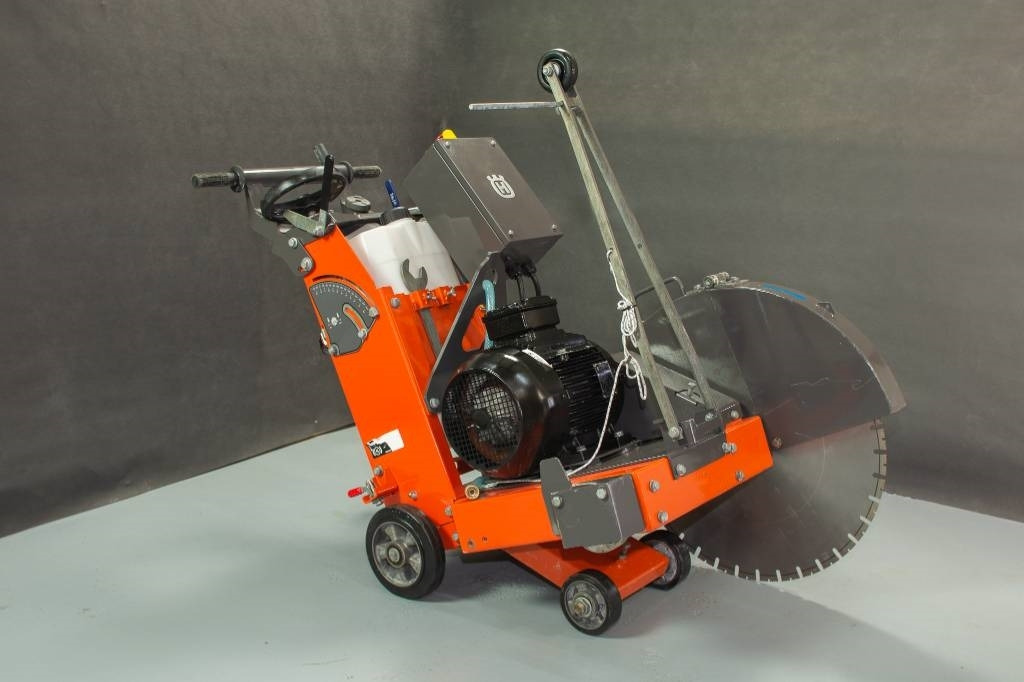 Husqvarna FS600E - Tool/ Equipment: picture 1 Husqvarna FS600E - Tool/ Equipment: picture 1