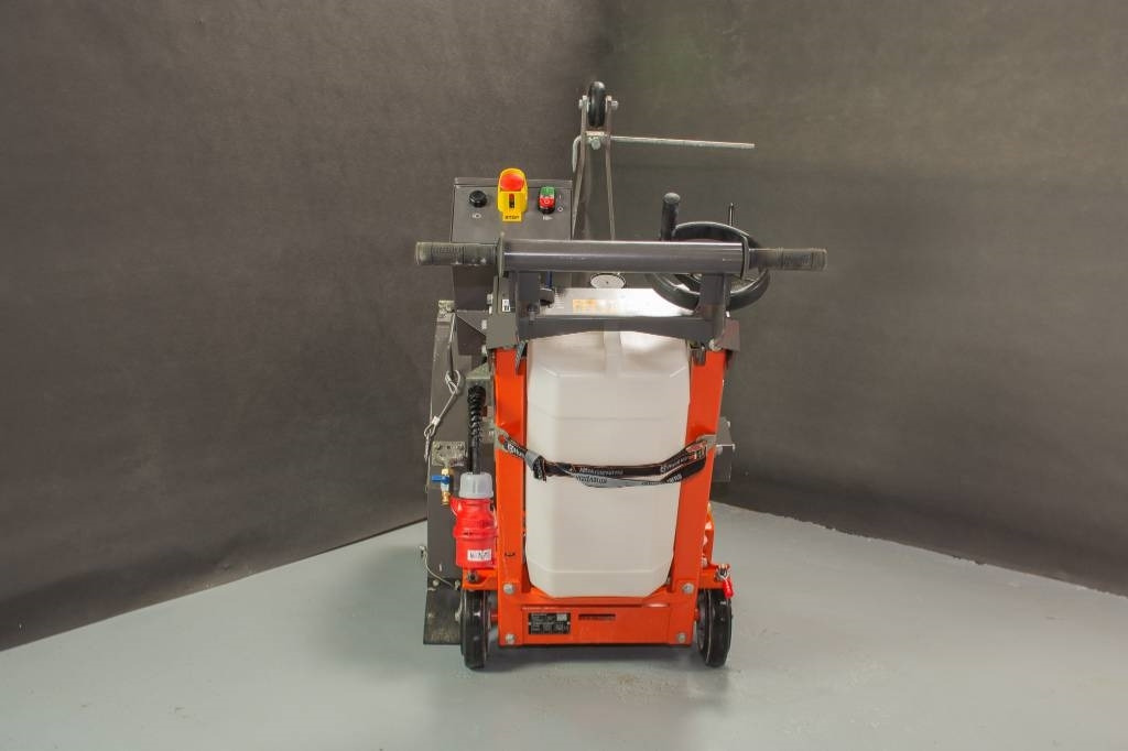 Husqvarna FS600E - Tool/ Equipment: picture 3 Husqvarna FS600E - Tool/ Equipment: picture 3