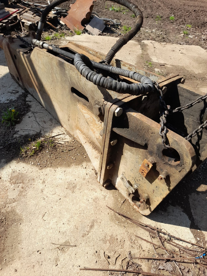 Daemo 250 Picon - Hydraulic hammer: picture 1 Daemo 250 Picon - Hydraulic hammer: picture 1