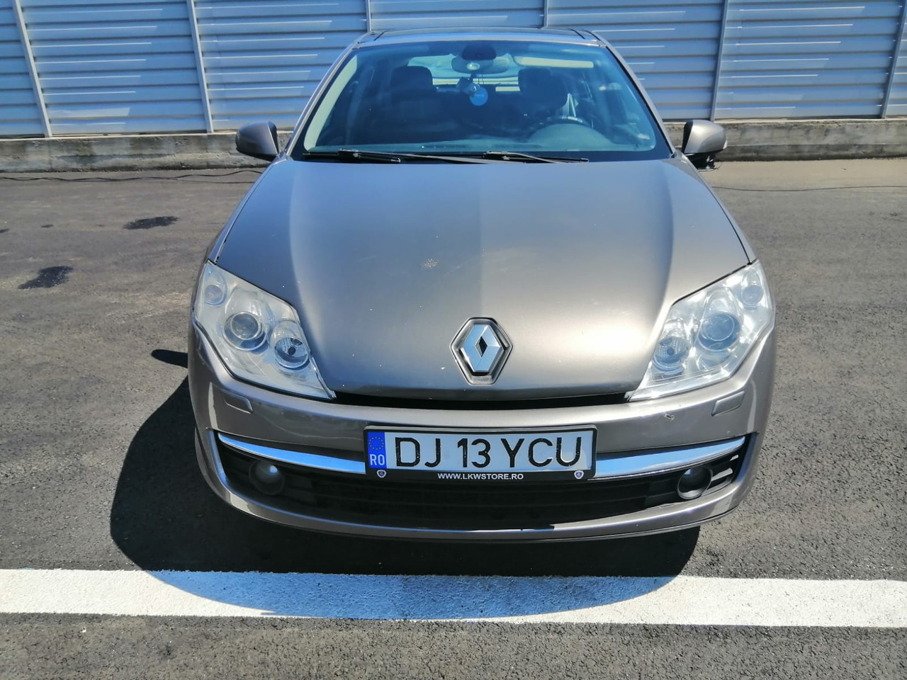 RENAULT LAGUNA 3 HATCHBACK - Sedan: picture 2 RENAULT LAGUNA 3 HATCHBACK - Sedan: picture 2