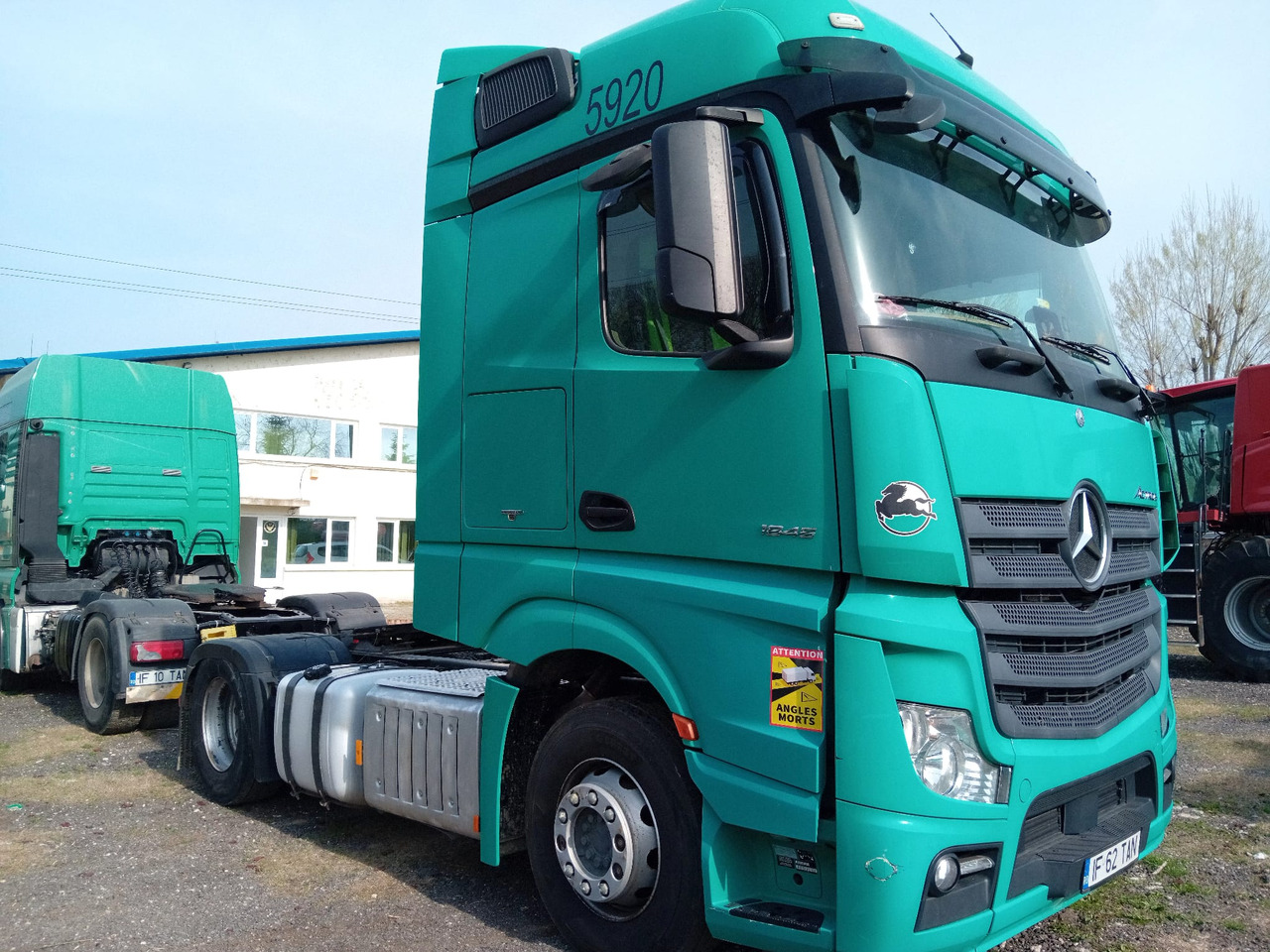 Mercedes-Benz Actros 18.45 - Tractor truck: picture 4 Mercedes-Benz Actros 18.45 - Tractor truck: picture 4