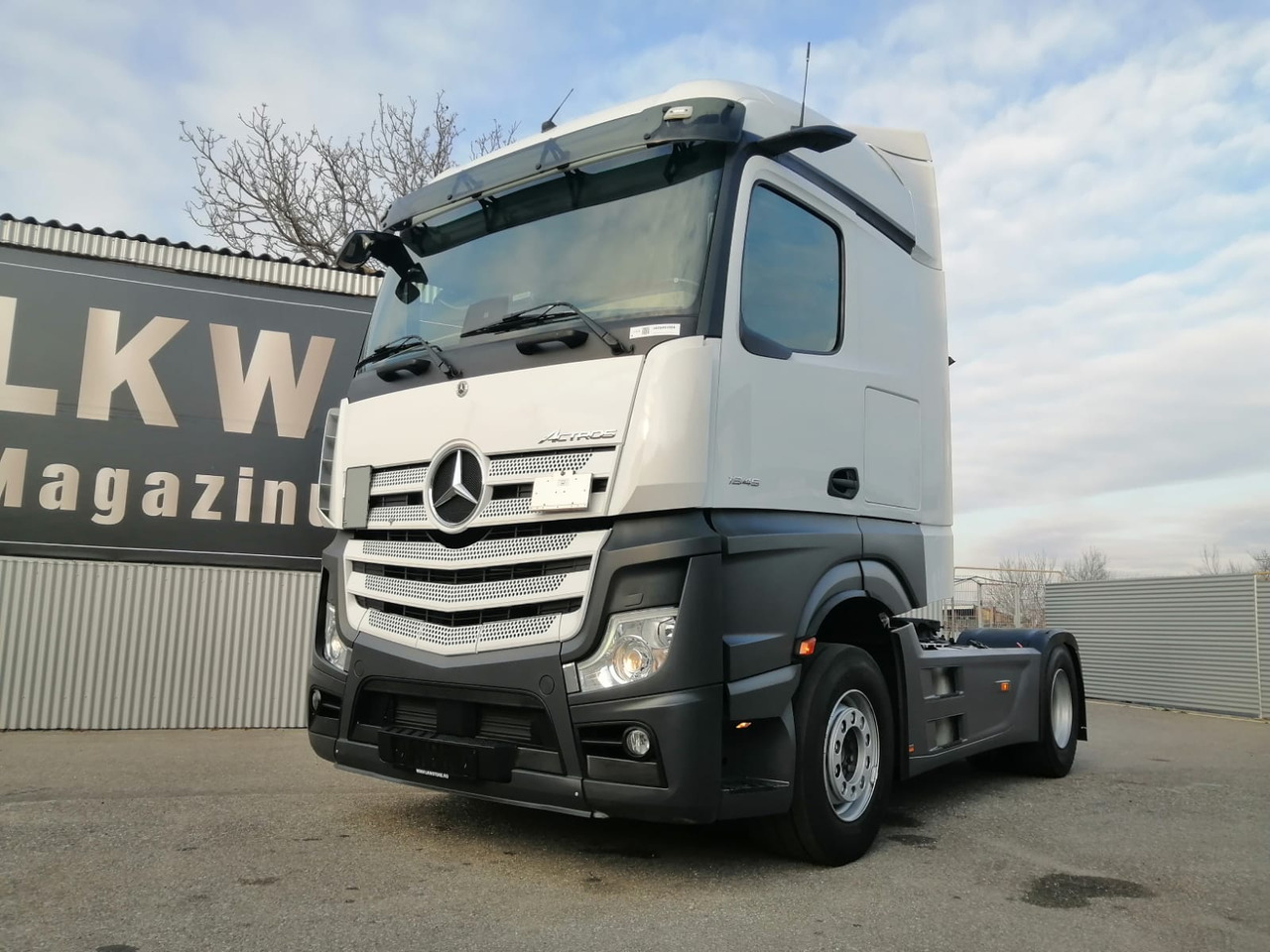 Mercedes-Benz Actros 1845 LS, BIG SPACE, TOP!!! - Tractor truck: picture 1 Mercedes-Benz Actros 1845 LS, BIG SPACE, TOP!!! - Tractor truck: picture 1