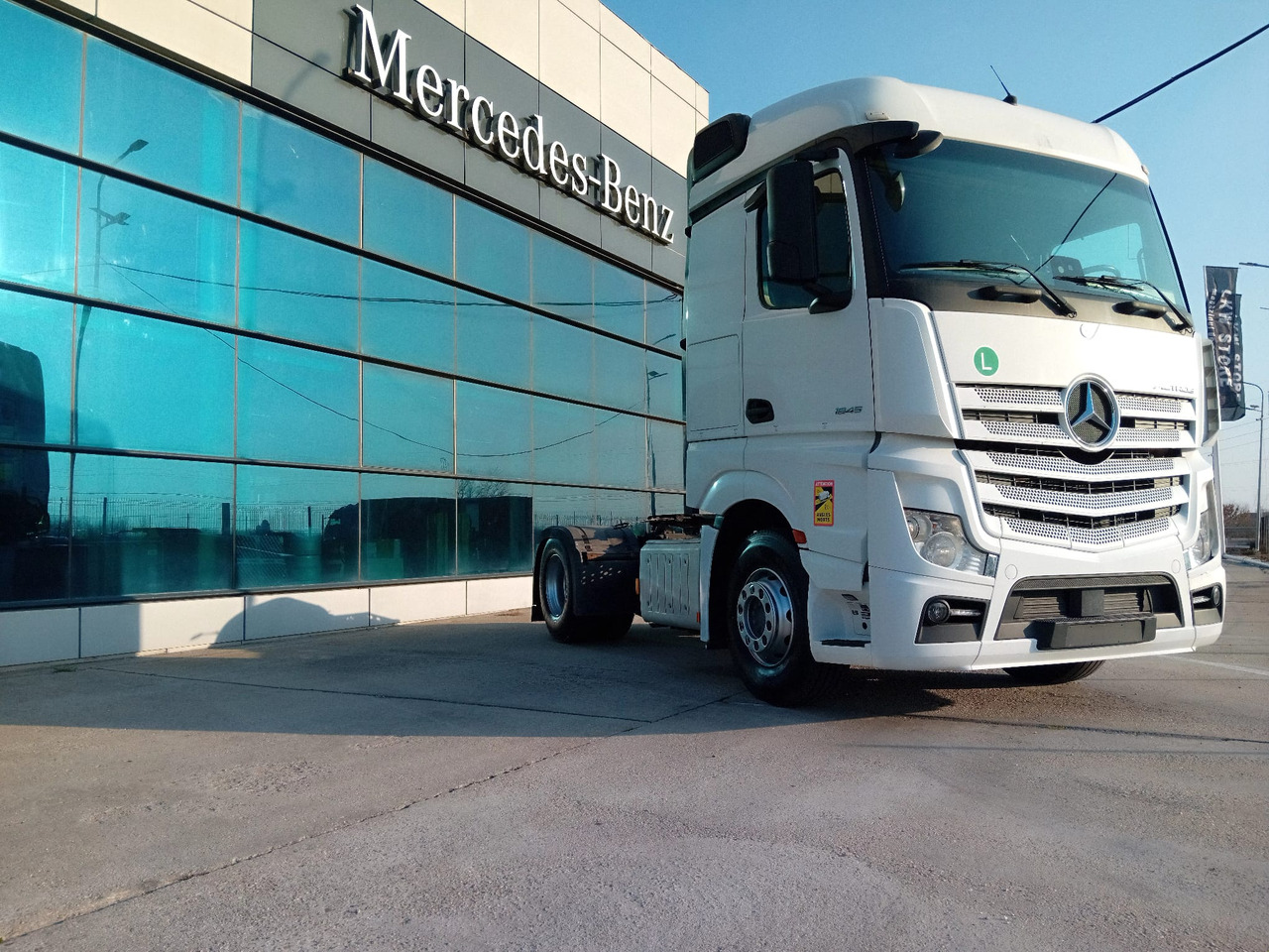Mercedes-Benz Actros 1845 LS, TOP !!! - Tractor truck: picture 4 Mercedes-Benz Actros 1845 LS, TOP !!! - Tractor truck: picture 4
