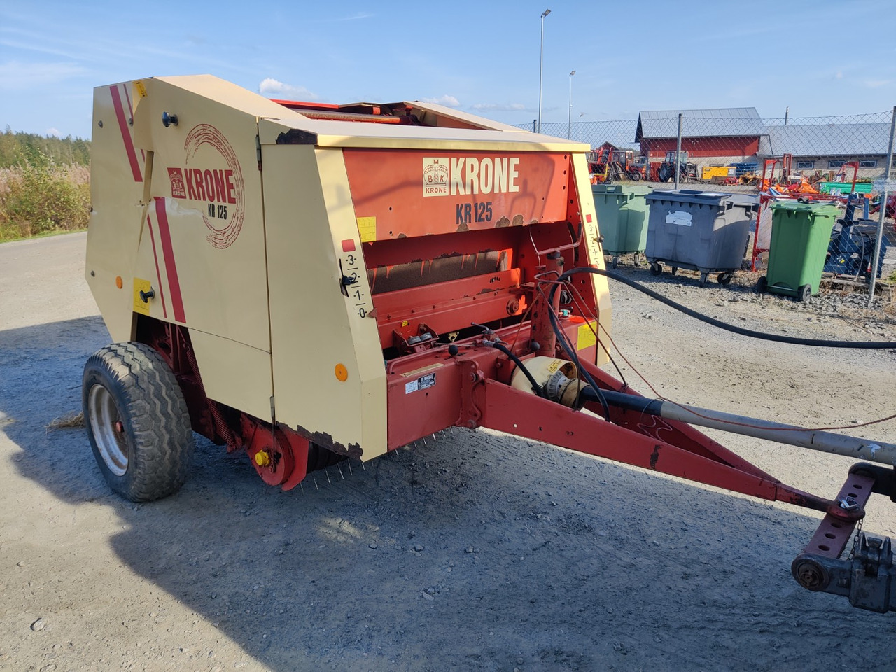 KRONE KR 125 - Round baler: picture 1 KRONE KR 125 - Round baler: picture 1