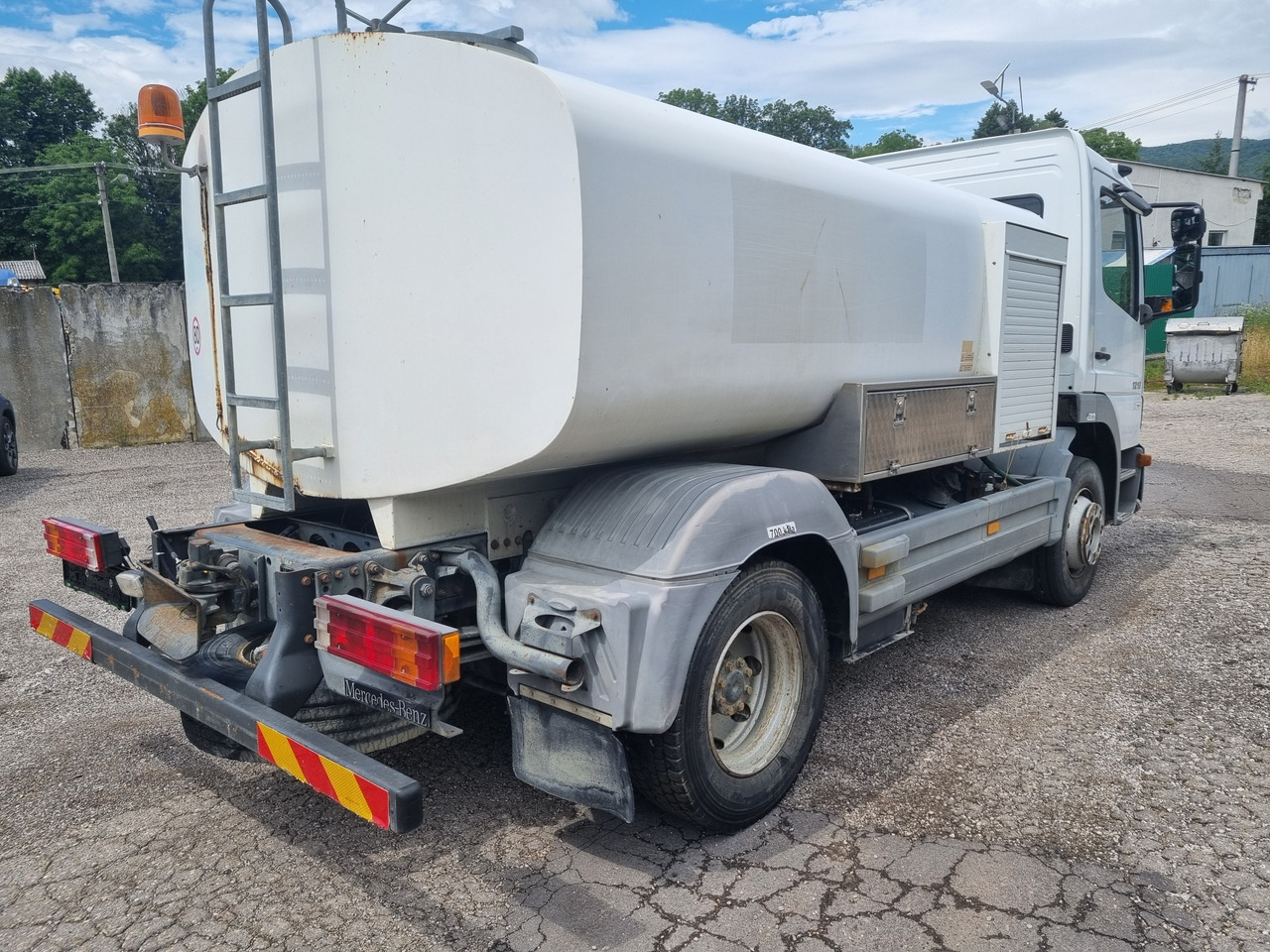 MERCEDES-BENZ ATEGO 1218 water cistern + pressure pump 20 BAR - Tanker truck: picture 4 MERCEDES-BENZ ATEGO 1218 water cistern + pressure pump 20 BAR - Tanker truck: picture 4