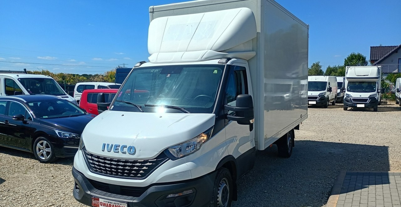Iveco 35 Daily 35S14 klima * 3 osobowy * - Closed box van: picture 2 Iveco 35 Daily 35S14 klima * 3 osobowy * - Closed box van: picture 2