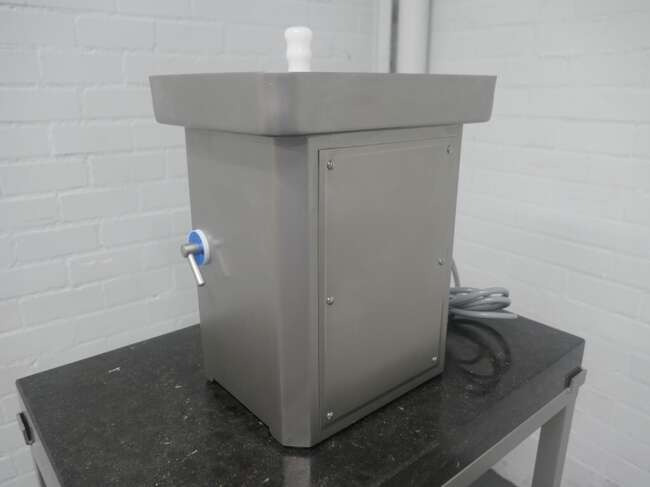 Freund / Ifooma grinder TG101 - Food processing equipment: picture 3 Freund / Ifooma grinder TG101 - Food processing equipment: picture 3