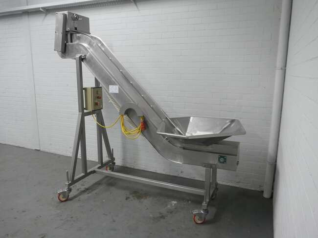Zentjes elevating belt RMOP-2070-300 - Conveyor: picture 4 Zentjes elevating belt RMOP-2070-300 - Conveyor: picture 4