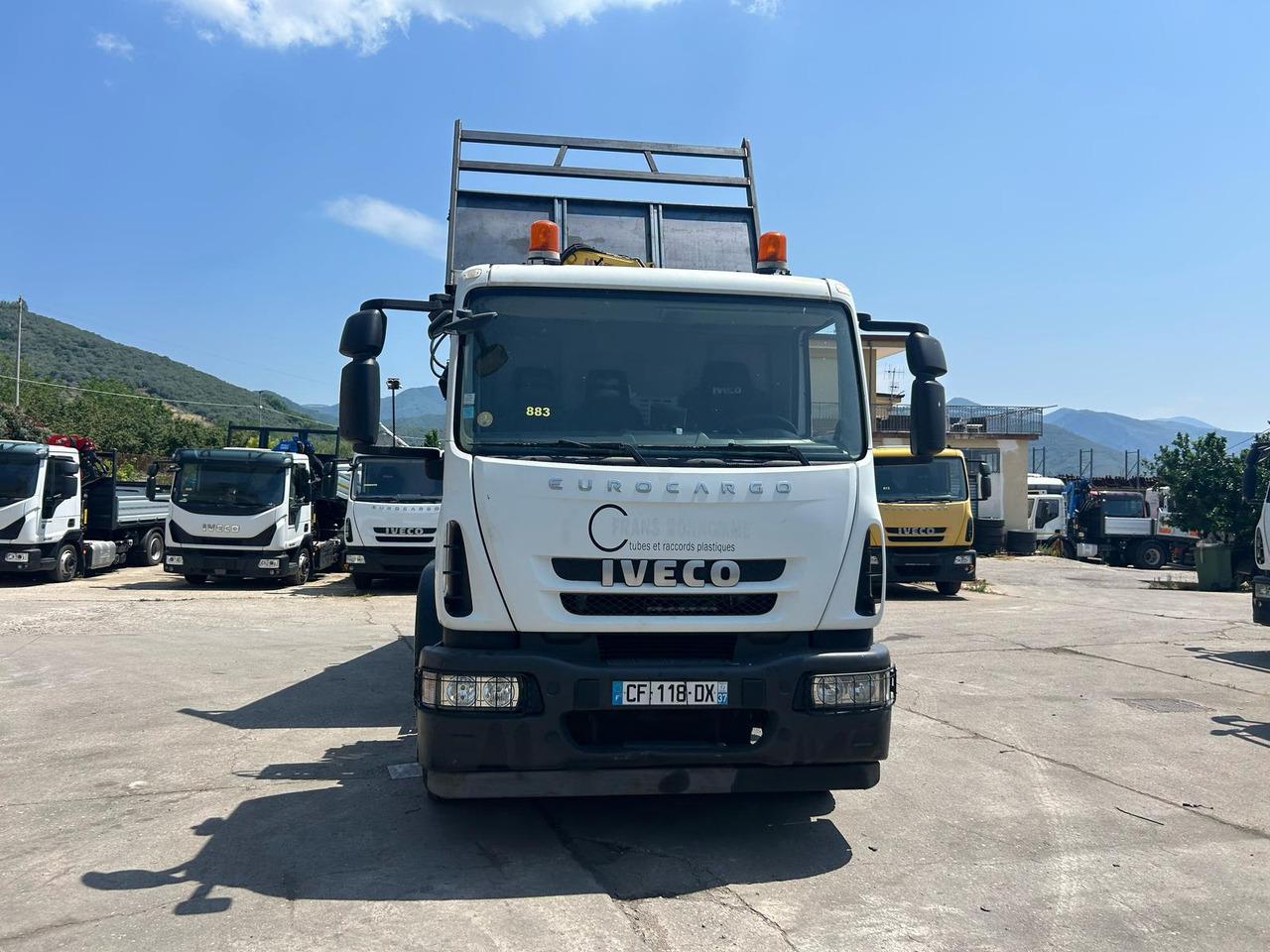 IVECO EUROCARGO 180E30 - Tipper, Crane truck: picture 3 IVECO EUROCARGO 180E30 - Tipper, Crane truck: picture 3