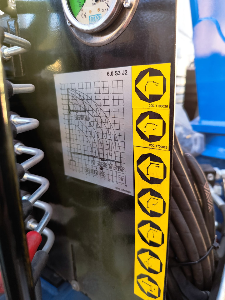 Crane truck, Tipper IVECO EUROCARGO 80-210: picture 25