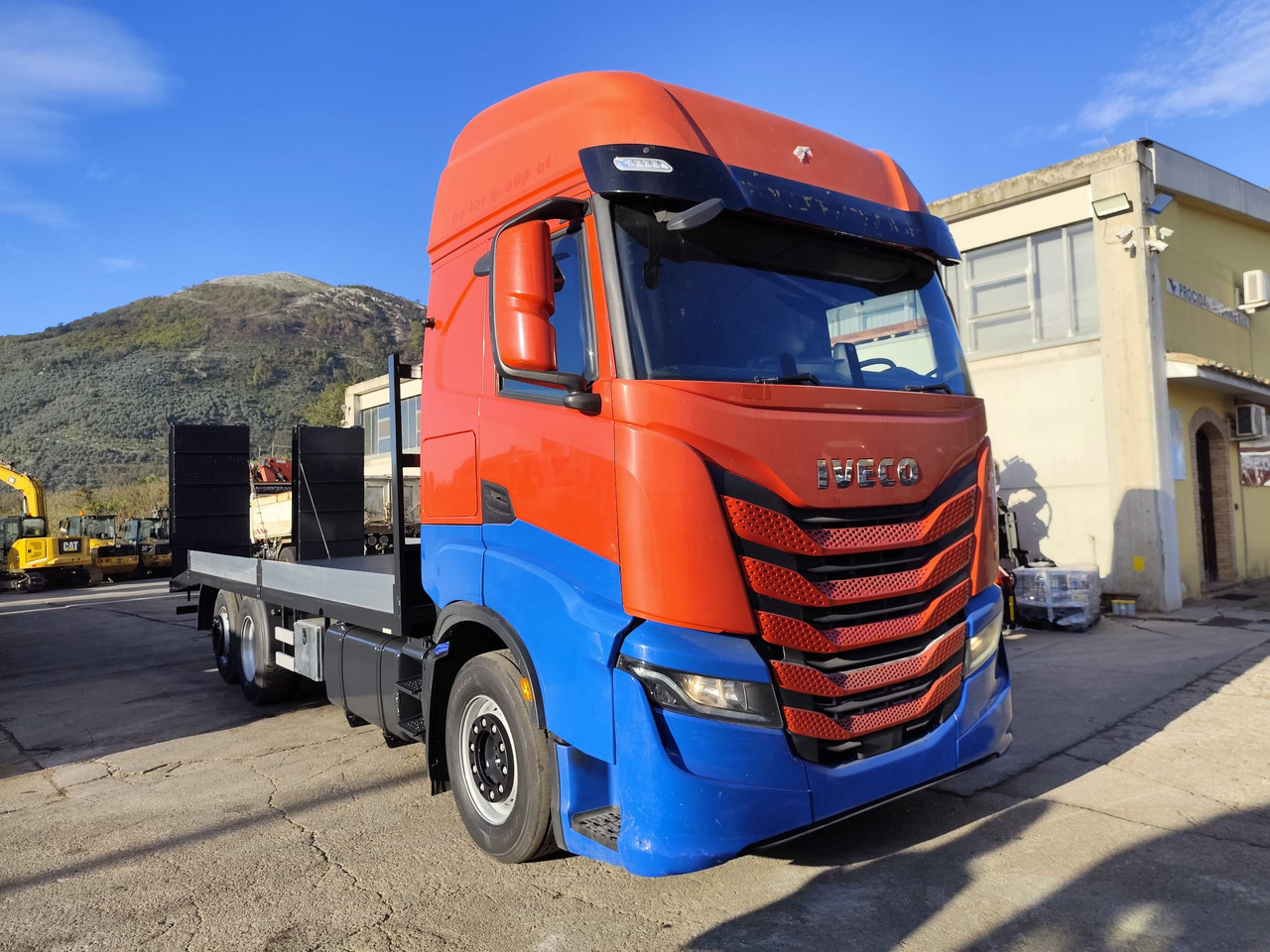 IVECO S-WAY AS260S48 Y - Dropside/ Flatbed truck: picture 5 IVECO S-WAY AS260S48 Y - Dropside/ Flatbed truck: picture 5