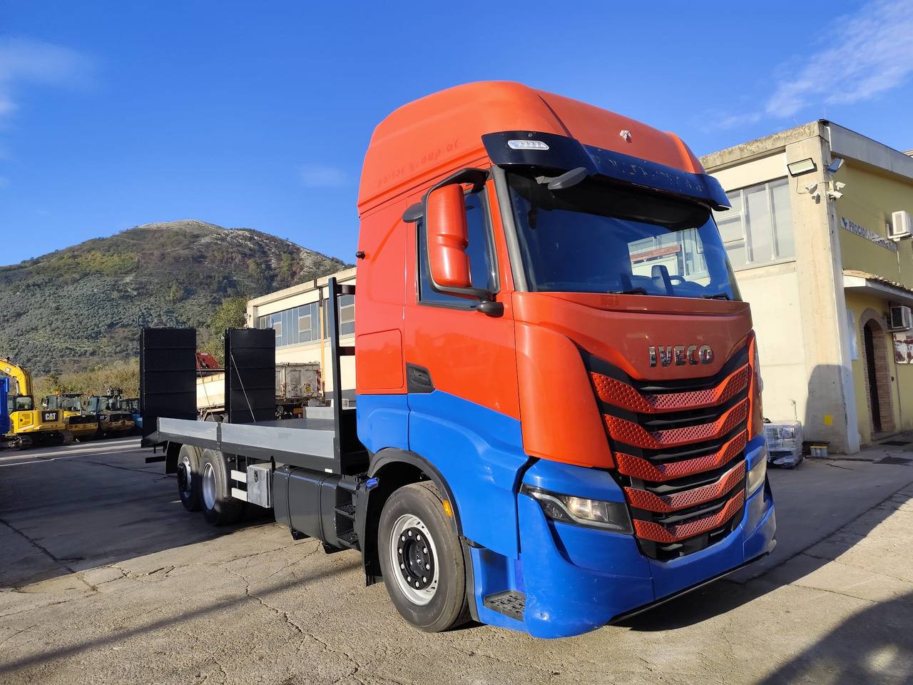 Dropside/ Flatbed truck IVECO S-WAY AS260S48 Y: picture 17