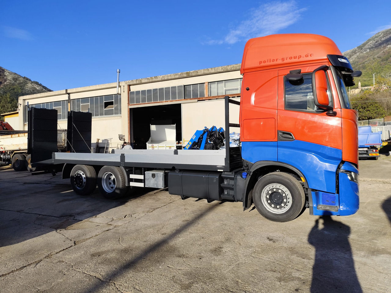 Dropside/ Flatbed truck IVECO S-WAY AS260S48 Y: picture 48