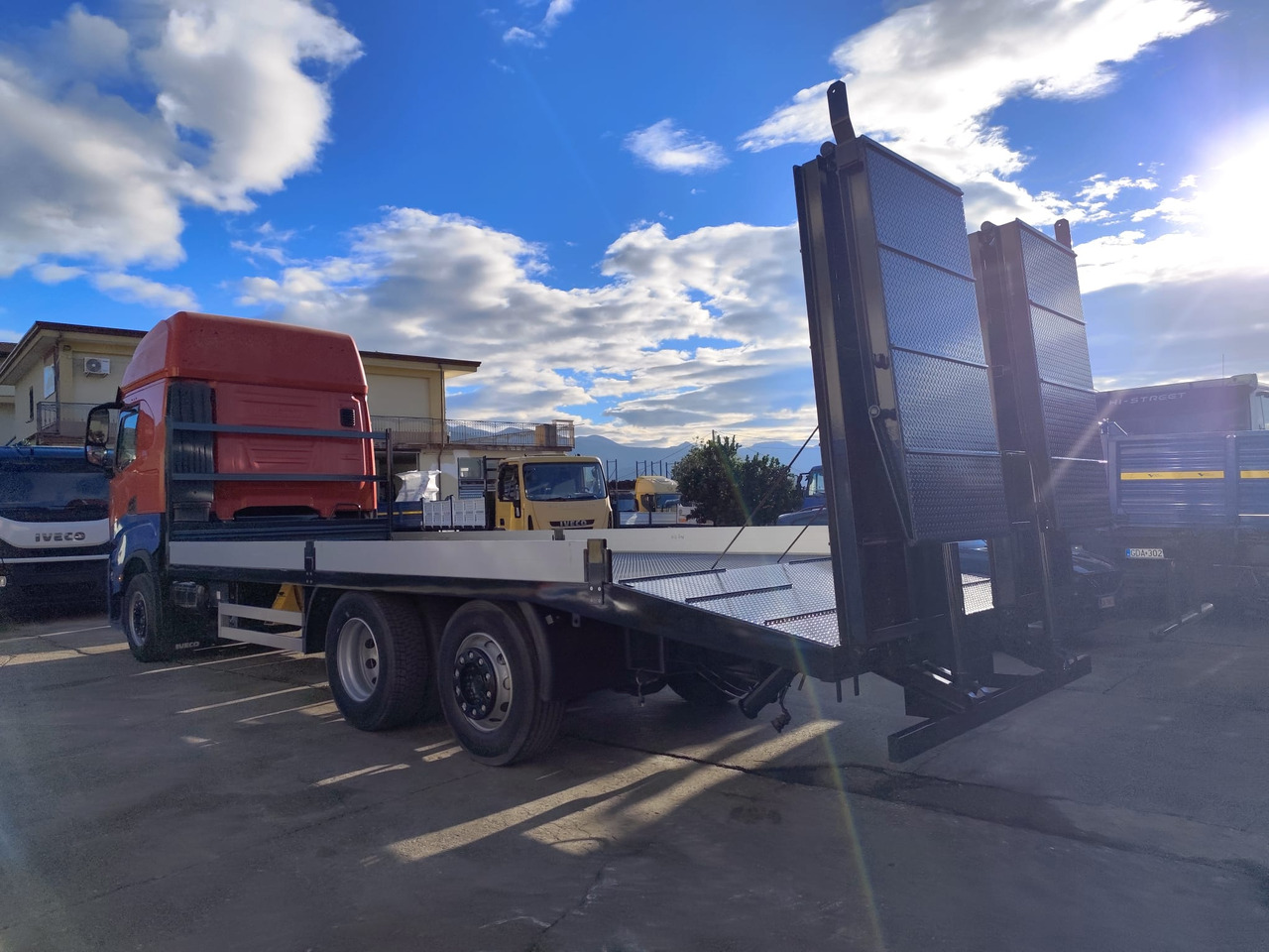 Dropside/ Flatbed truck IVECO S-WAY AS260S48 Y: picture 7