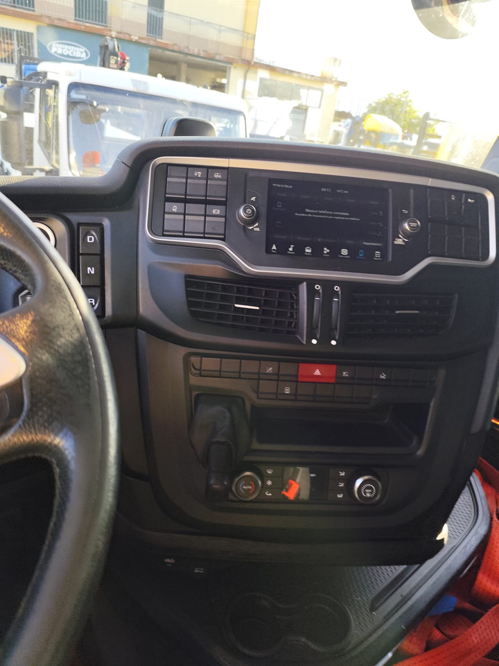 Dropside/ Flatbed truck IVECO S-WAY AS260S48 Y: picture 29