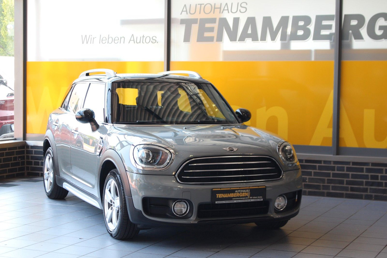 MINI Cooper D Countryman Pepper Navi Klimaaut. PDC - Car: picture 2 MINI Cooper D Countryman Pepper Navi Klimaaut. PDC - Car: picture 2