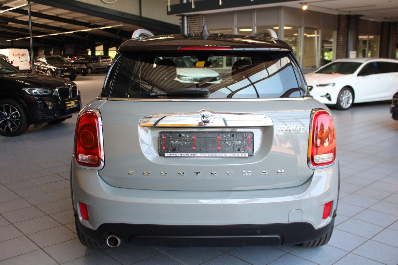 MINI Cooper D Countryman Pepper Navi Klimaaut. PDC - Car: picture 5 MINI Cooper D Countryman Pepper Navi Klimaaut. PDC - Car: picture 5