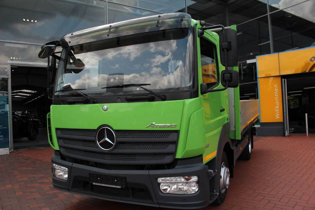 Mercedes-Benz Atego Pritsche 921 - Open body delivery van: picture 2 Mercedes-Benz Atego Pritsche 921 - Open body delivery van: picture 2