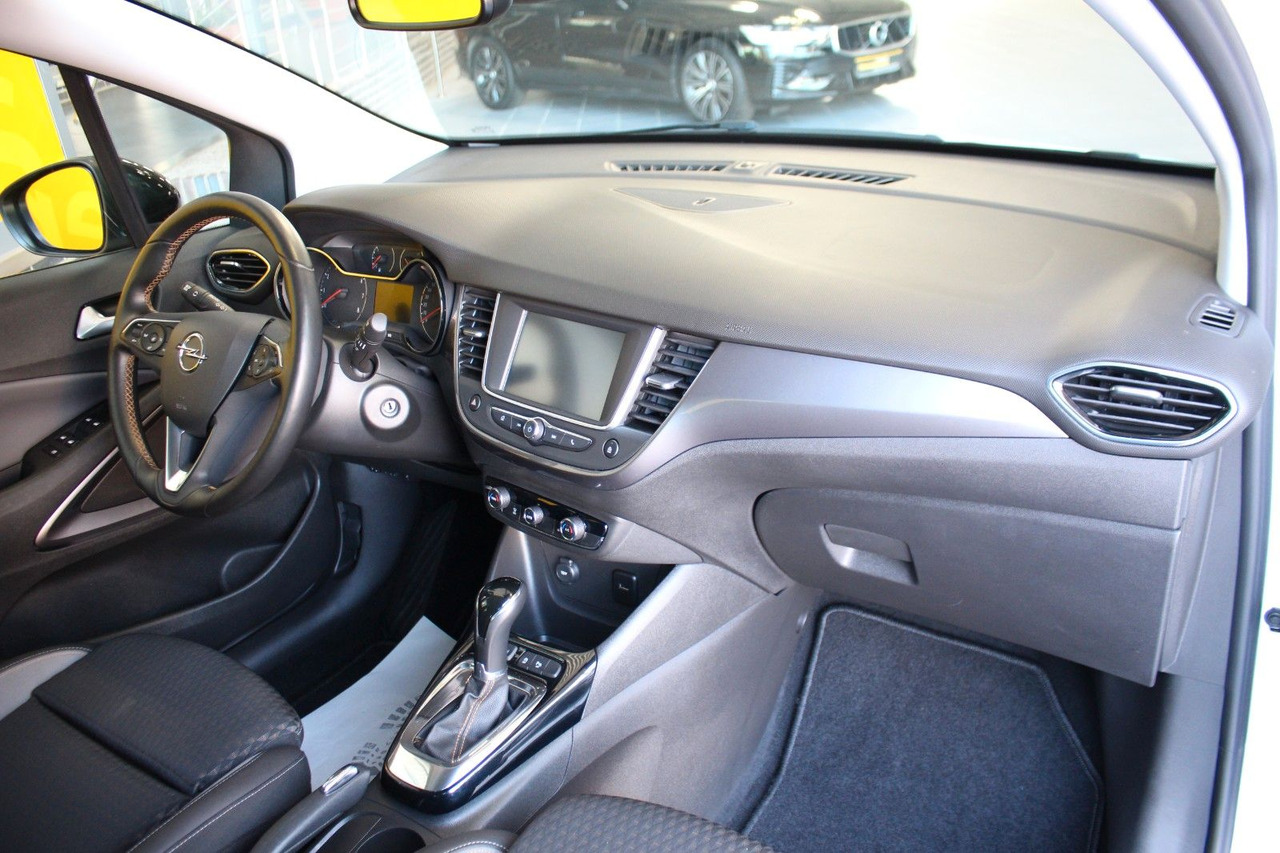 Opel Crossland (X) Innovation AT-6 Sitz- & Lenkradhzg - SUV: picture 5 Opel Crossland (X) Innovation AT-6 Sitz- & Lenkradhzg - SUV: picture 5