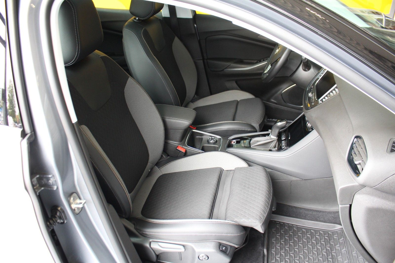 Opel Grandland (X) 2.0 Inno Kamera Keyless LED AHK - SUV: picture 5 Opel Grandland (X) 2.0 Inno Kamera Keyless LED AHK - SUV: picture 5