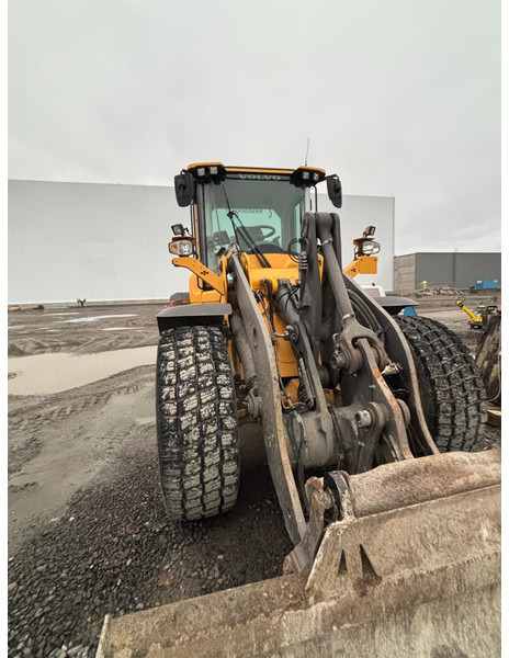 Volvo L90H Volvo L90H - Wheel loader: picture 3 Volvo L90H Volvo L90H - Wheel loader: picture 3