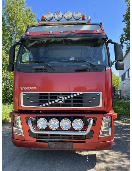Volvo FH480 - Hook lift truck: picture 2 Volvo FH480 - Hook lift truck: picture 2