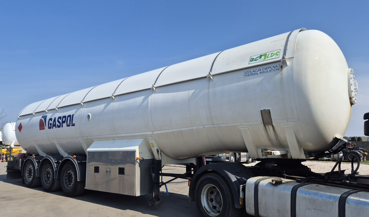 BC-LDS NCG-48/ EMERSON/ LPG/ PROPANE - Tanker semi-trailer: picture 2 BC-LDS NCG-48/ EMERSON/ LPG/ PROPANE - Tanker semi-trailer: picture 2