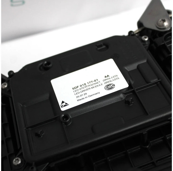 Scania NGS Koplamp Rechts 2674391 | 3148186 Nieuw - Headlight for Truck: picture 3 Scania NGS Koplamp Rechts 2674391 | 3148186 Nieuw - Headlight for Truck: picture 3