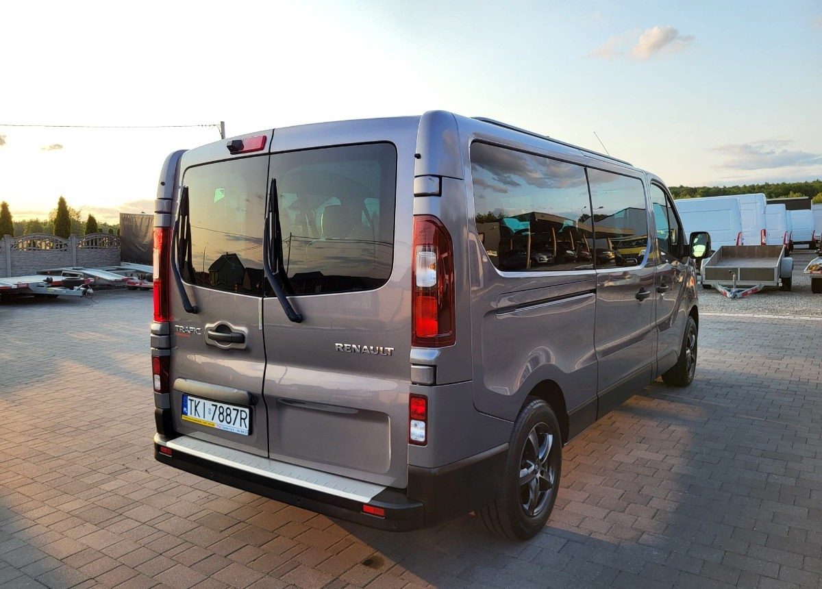 Combi van Renault Trafic Long 9-osobowy 2.0 150ps.: picture 12