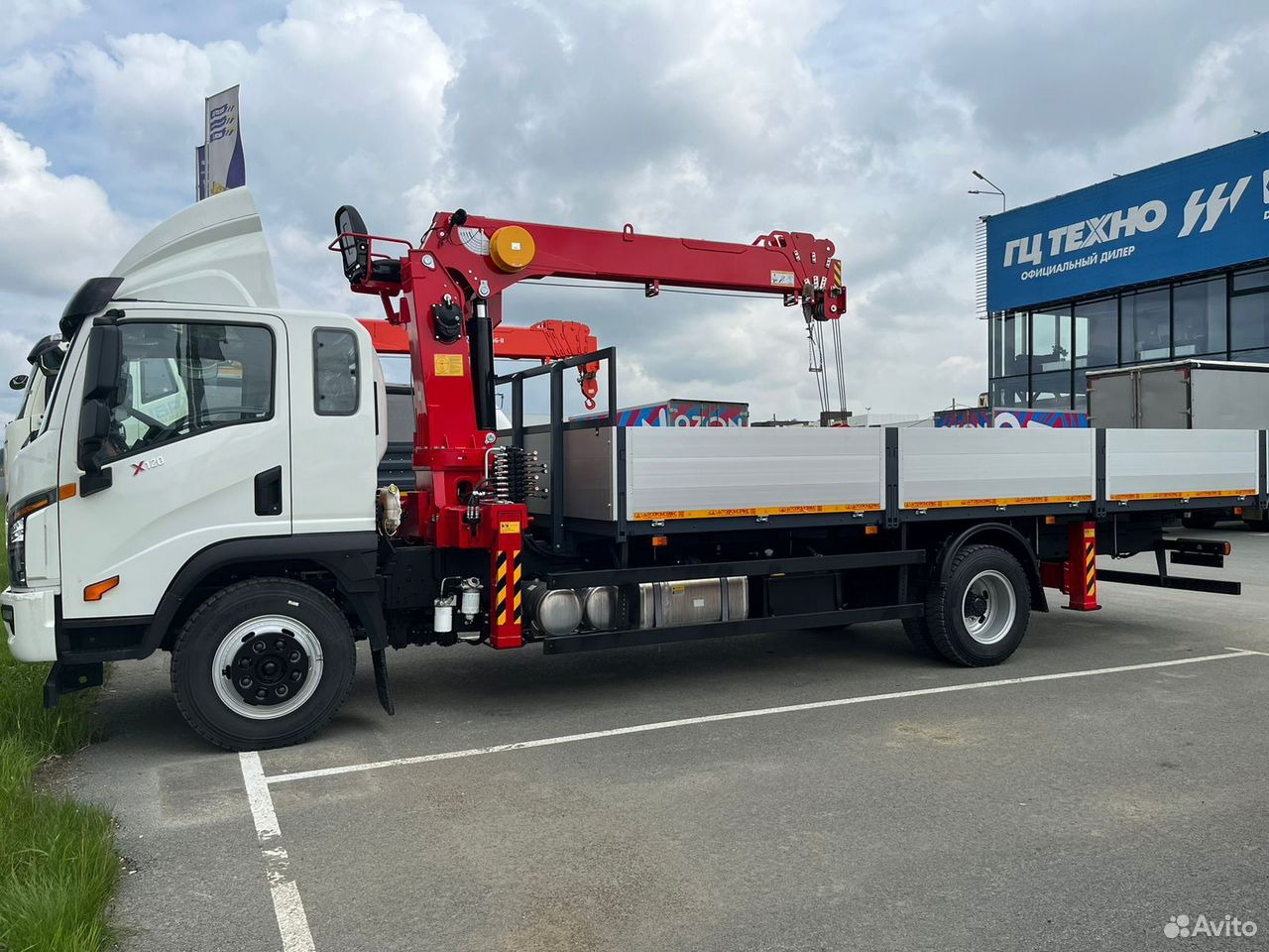 Dayun CGC1120A - Cab chassis truck, Crane truck: picture 1 Dayun CGC1120A - Cab chassis truck, Crane truck: picture 1