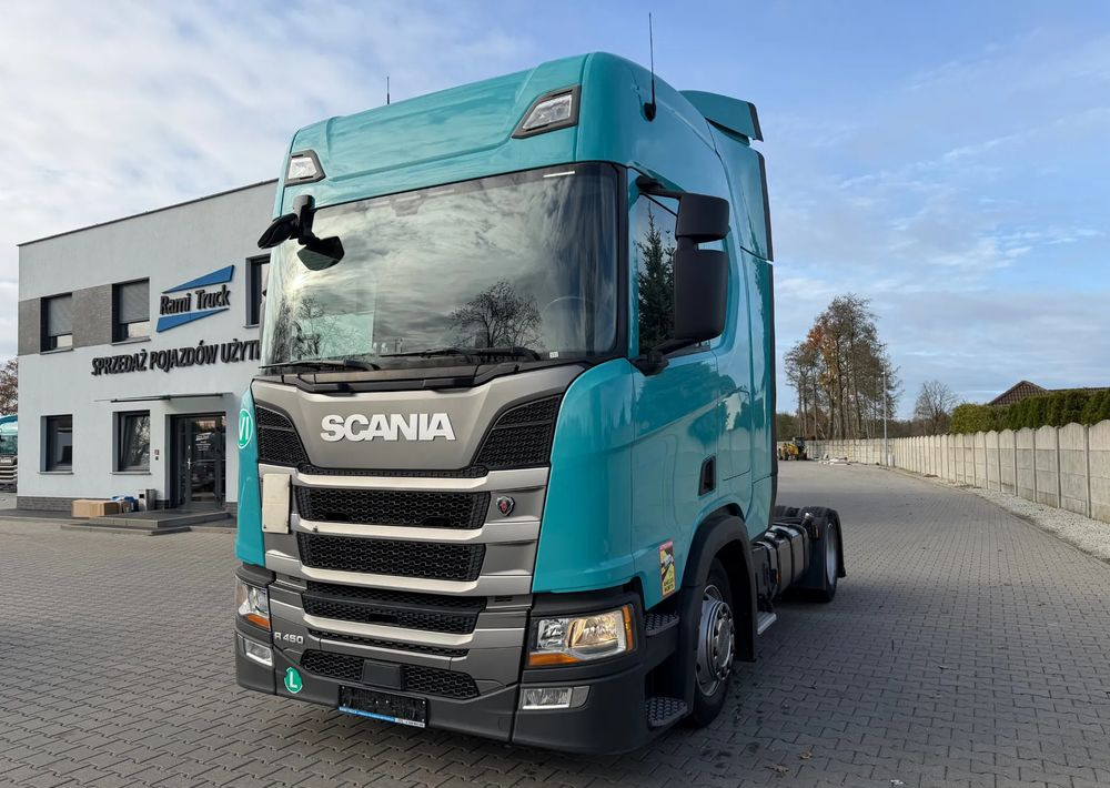 Scania R450 LowDeck, Mega - Tractor truck: picture 1 Scania R450 LowDeck, Mega - Tractor truck: picture 1