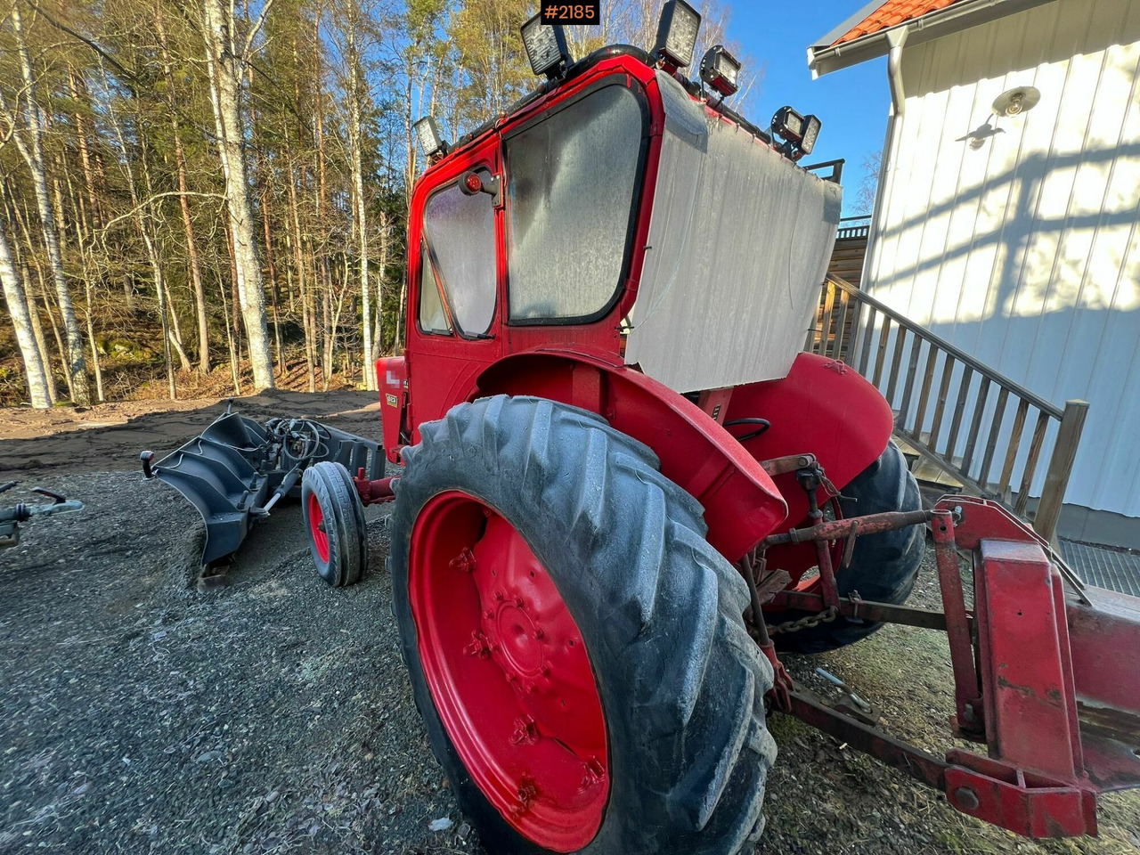 Tractor - MC CORMICK INTERN. 523 - Farm tractor: picture 2 Tractor - MC CORMICK INTERN. 523 - Farm tractor: picture 2