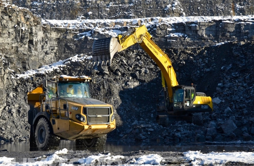 Sumitomo SH360-7 - Crawler excavator: picture 3 Sumitomo SH360-7 - Crawler excavator: picture 3