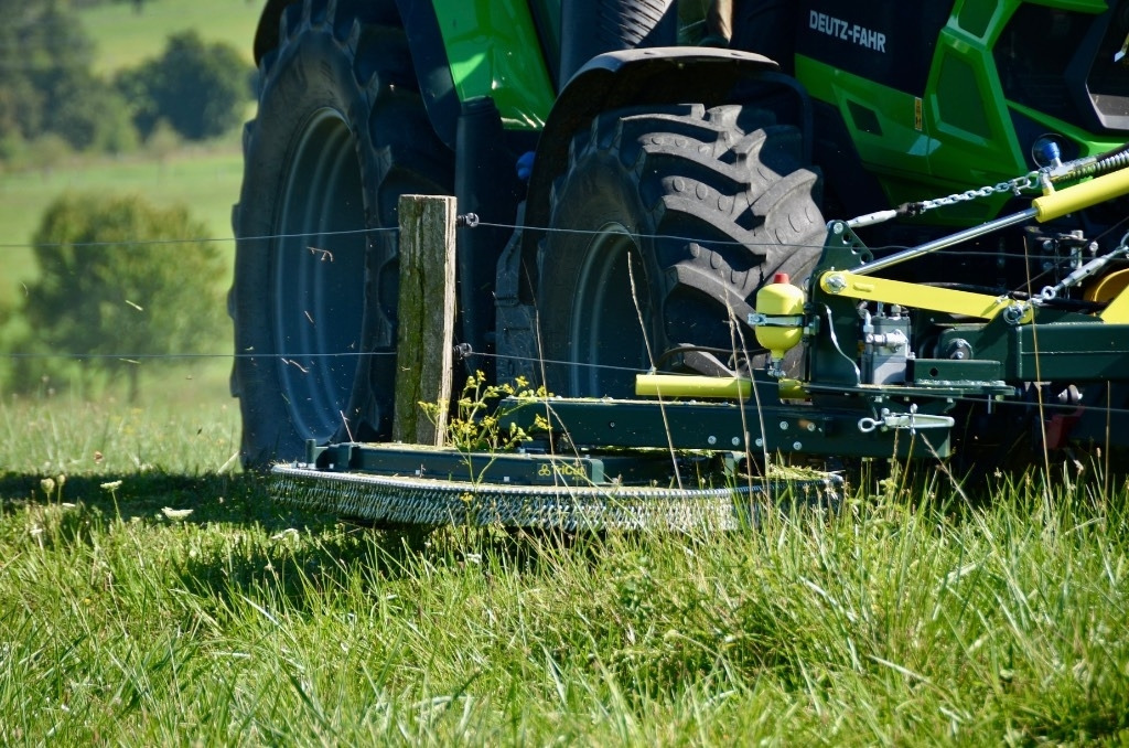 Tricut A1250 Präzisions - Zaunmäher Kreismäher für - Mower: picture 4 Tricut A1250 Präzisions - Zaunmäher Kreismäher für - Mower: picture 4