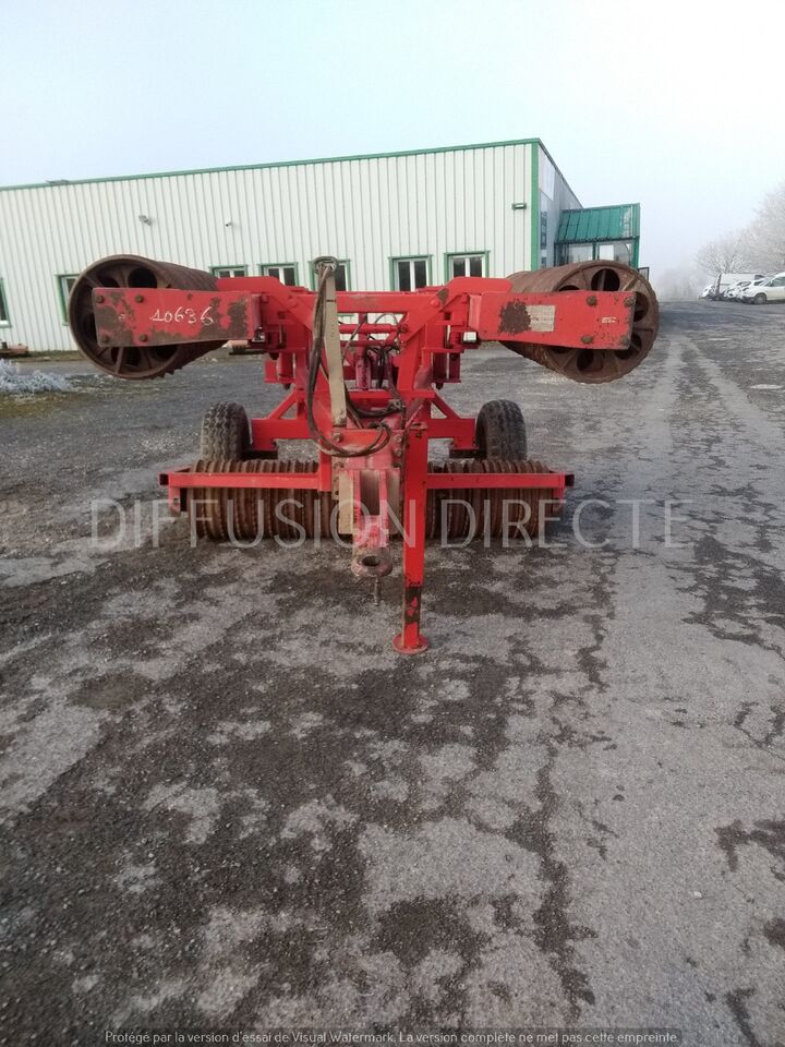 QUIVOGNE ROULEAU CAMBRIDGE R 630 - Farm roller: picture 4 QUIVOGNE ROULEAU CAMBRIDGE R 630 - Farm roller: picture 4