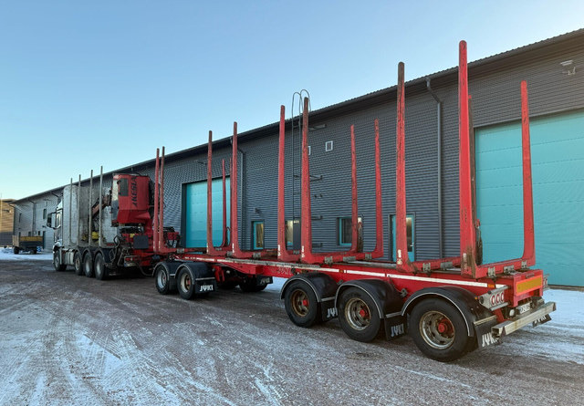 Mercedes-BenzArocs 8x4 - Logging truck, Crane truck: picture 4 Mercedes-BenzArocs 8x4 - Logging truck, Crane truck: picture 4