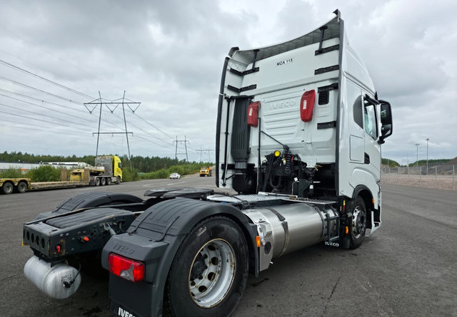 IvecoS-Way 460 4x2 LNG / LBG - Tractor truck: picture 4 IvecoS-Way 460 4x2 LNG / LBG - Tractor truck: picture 4