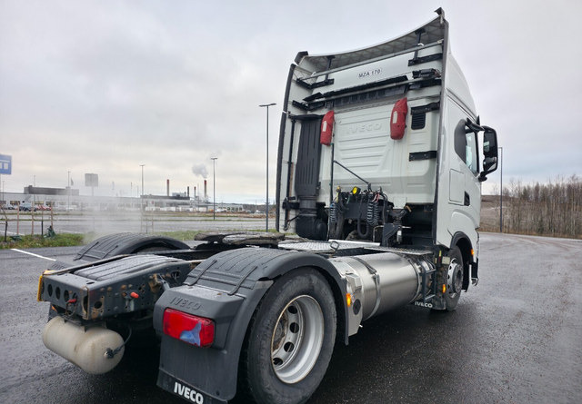 IvecoS-Way 460 4x2 LNG / LBG - Tractor truck: picture 4 IvecoS-Way 460 4x2 LNG / LBG - Tractor truck: picture 4