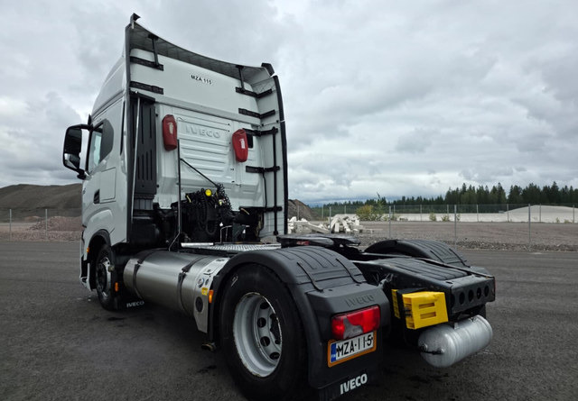 IvecoS-Way 460 4x2 LNG / LBG - Tractor truck: picture 3 IvecoS-Way 460 4x2 LNG / LBG - Tractor truck: picture 3