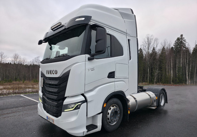 IvecoS-Way 460 4x2 LNG / LBG - Tractor truck: picture 1 IvecoS-Way 460 4x2 LNG / LBG - Tractor truck: picture 1