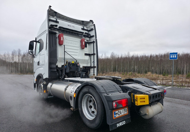 IvecoS-Way 460 4x2 LNG / LBG - Tractor truck: picture 3 IvecoS-Way 460 4x2 LNG / LBG - Tractor truck: picture 3